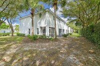 8305 Pacific Beach Dr in Ft. Myers, FL - Building Photo - Building Photo