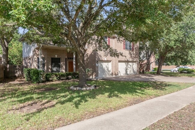 2308 Sandra Dr in Cedar Park, TX - Foto de edificio - Building Photo