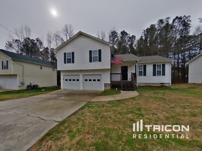 372 River Trace Dr