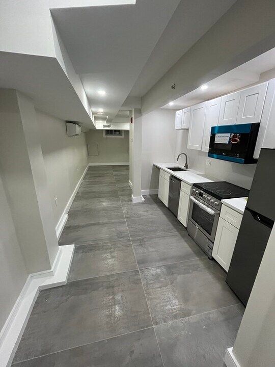 17 Sheafe St in Boston, MA - Building Photo