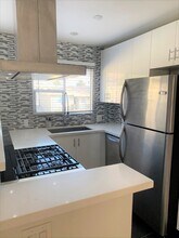 1433 9th St in Santa Monica, CA - Building Photo - Building Photo