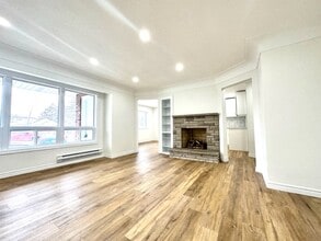 368 Broadway St in Tillsonburg, ON - Building Photo - Building Photo