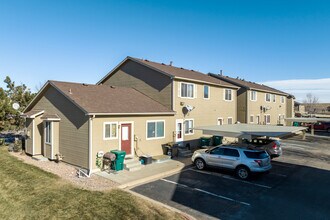 East Ranch Townhomes in Colorado Springs, CO - Building Photo - Building Photo