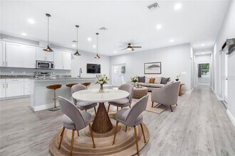 1505 E North Bay St in Tampa, FL - Building Photo - Building Photo