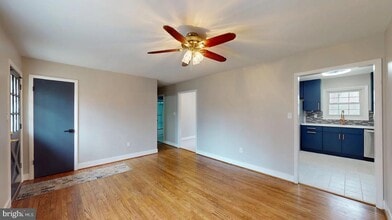 11813 Cornwell Dr in Manassas, VA - Building Photo - Building Photo