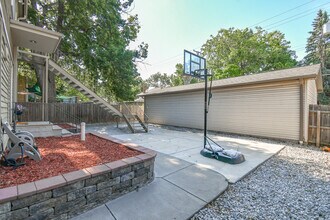 1717 D St, Unit 2 in Lincoln, NE - Foto de edificio - Building Photo