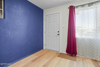 9307 Montgomery Dr in El Paso, TX - Building Photo - Building Photo