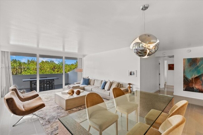 155 Ocean Ln Dr in Key Biscayne, FL - Building Photo - Building Photo