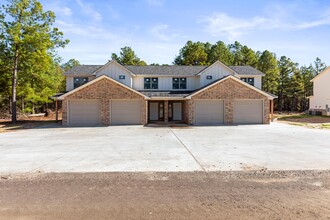 19970 County Rd 4118 in Lindale, TX - Foto de edificio - Building Photo
