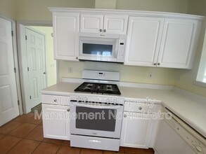 280 Leasingworth Way in Roswell, GA - Building Photo - Building Photo