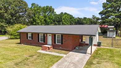 775 Second St in Ayden, NC - Building Photo - Building Photo