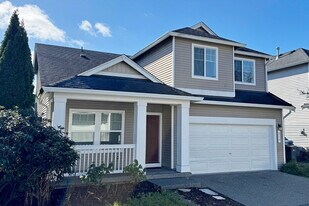 318 126th St SE in Everett, WA - Building Photo