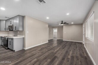 4407 W Whitton Ave in Phoenix, AZ - Building Photo - Building Photo