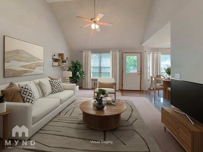 1112 S Saratoga Ave in Springfield, MO - Foto de edificio - Building Photo