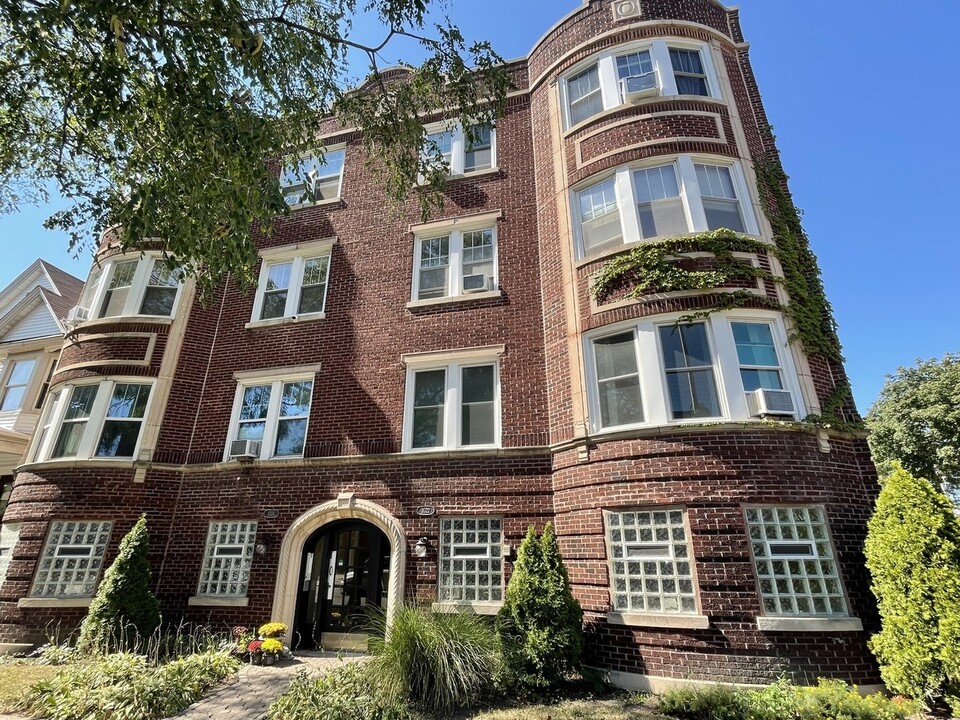 7 Fillmore St, Unit 2 in Oak Park, IL - Foto de edificio