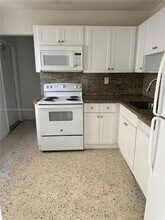 3438 NW 4th St in Miami, FL - Building Photo - Building Photo