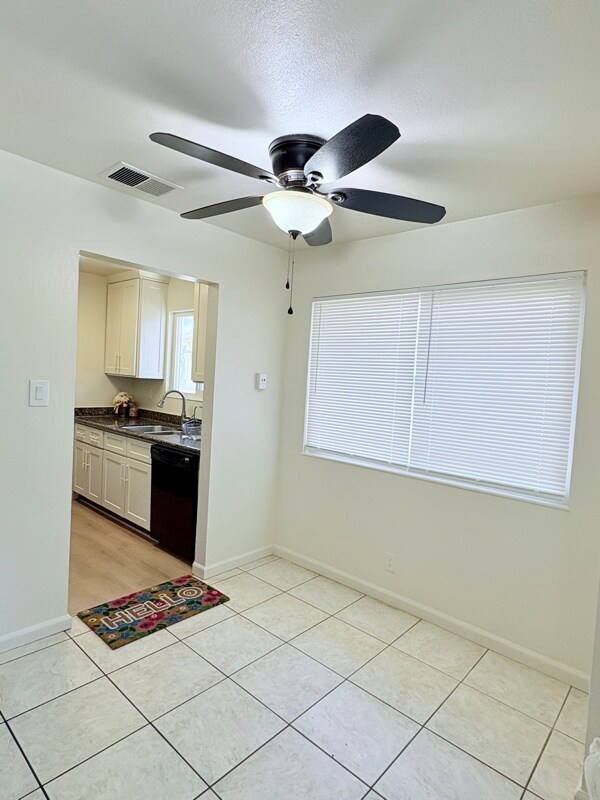 2304 L St in Antioch, CA - Building Photo - Building Photo