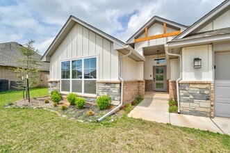19804 Canning Ct in Edmond, OK - Building Photo - Building Photo