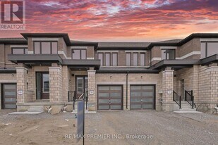 138 Corley St in Kawartha Lakes, ON - Building Photo