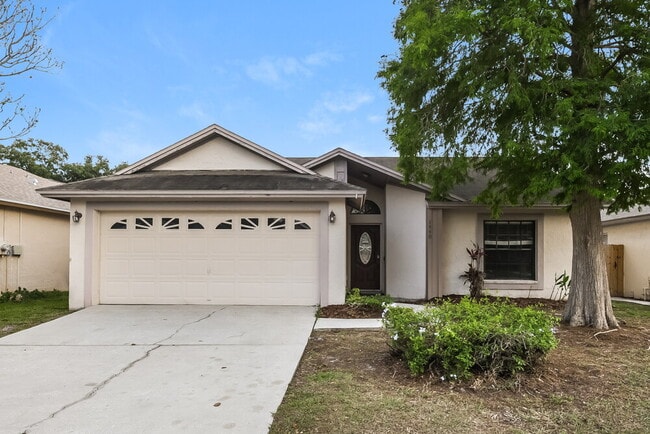 property at 1440 Tiverton Dr