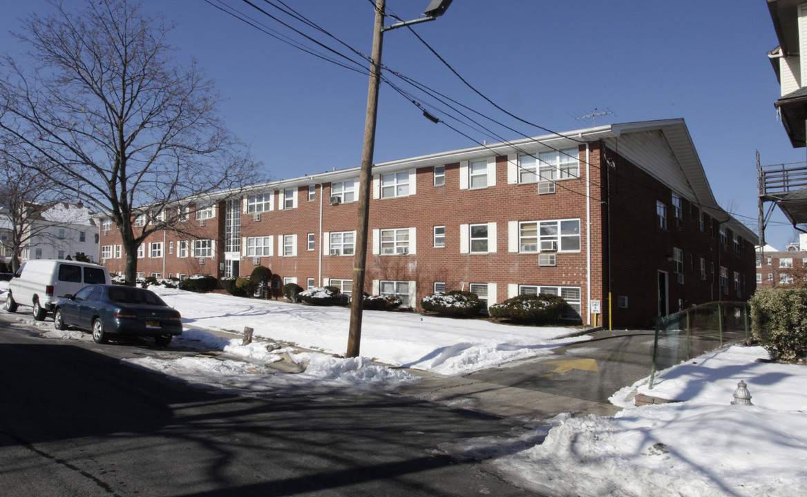 233 Murray St in Elizabeth, NJ - Foto de edificio