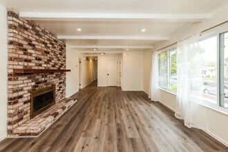 1350 Washington Ave in Albany, CA - Building Photo - Building Photo