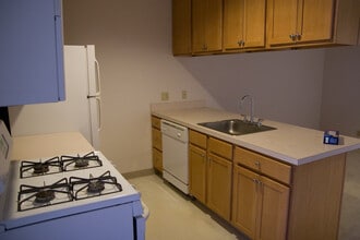 1100 Vine St, Unit 715 in Philadelphia, PA - Building Photo - Building Photo