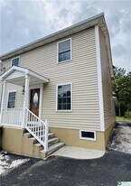 2671 Levans Rd in Coplay, PA - Building Photo