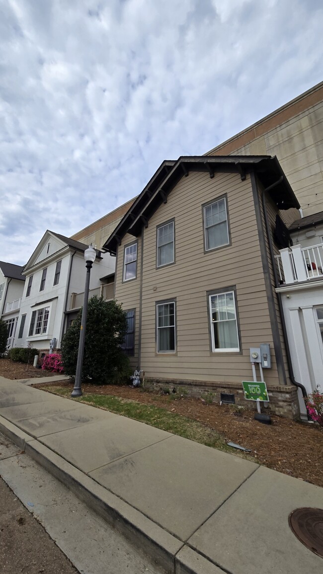 1213 North St in Jackson, MS - Building Photo - Building Photo