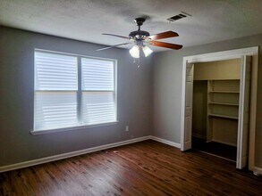 5324 High School Ln in Irving, TX - Building Photo - Building Photo