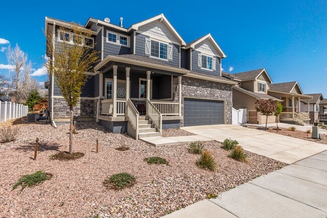 4497 Mountain Sky St in Johnstown, CO - Building Photo - Building Photo