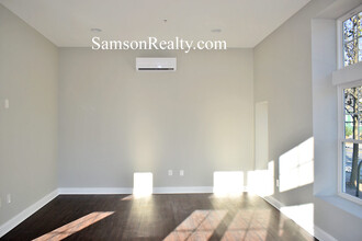 185 Washington Rd in Barrington, RI - Building Photo - Building Photo