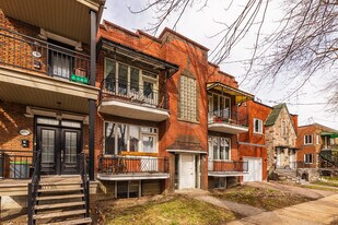 6285 Louis-Hébert Av in Montréal, QC - Building Photo
