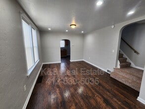 717 Ellsworth Ave in Jeannette, PA - Building Photo - Building Photo