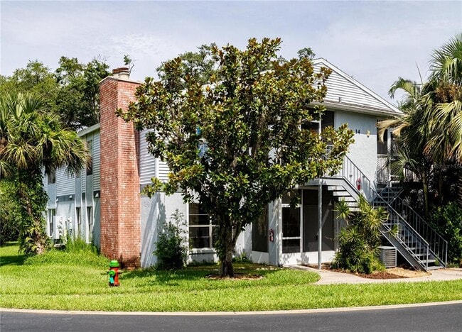 property at 1404 Northlake Dr