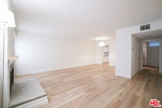 1534 N Formosa Ave in Los Angeles, CA - Building Photo - Building Photo