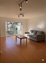 880 S Plum Grove Rd in Palatine, IL - Building Photo - Building Photo