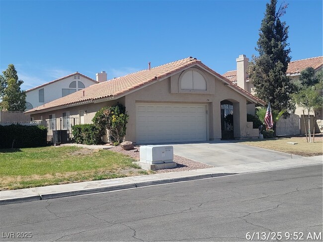 property at 194 Kachina Dr