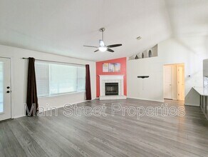 7440 Chimney Pines Dr in Pensacola, FL - Building Photo - Building Photo