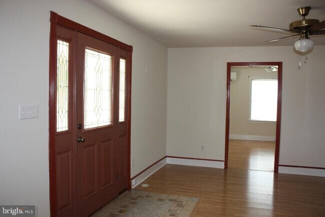 48828 Trapp Rd in Saint Inigoes, MD - Building Photo - Building Photo
