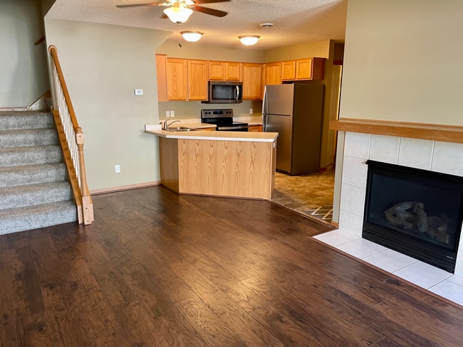 805 Horizon Dr SE in New Prague, MN - Building Photo - Building Photo