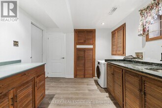 2768 Bucklepost Crescent in Mississauga, ON - Building Photo - Building Photo