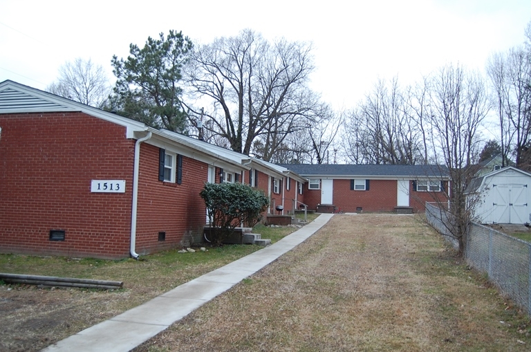 1513 Ball St in Greensboro, NC - Building Photo