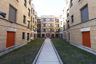 7000 S Sangamon St in Chicago, IL - Building Photo - Building Photo