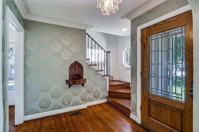 2731 Lovers Ln in University Park, TX - Foto de edificio - Building Photo