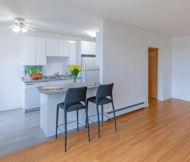 Lorentz Apartments