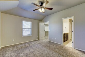 8705 SW 37th St in Oklahoma City, OK - Building Photo - Building Photo