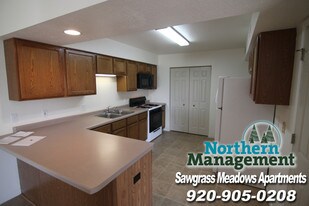 Sawgrass in Manitowoc, WI - Building Photo