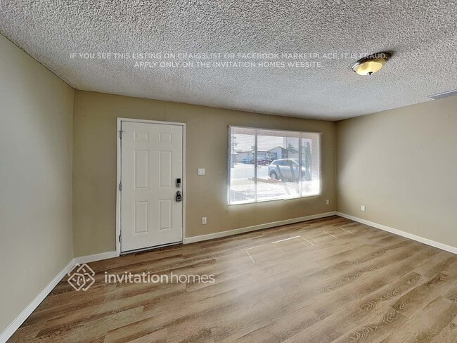 3844 W Acapulco Ln in Phoenix, AZ - Building Photo - Building Photo