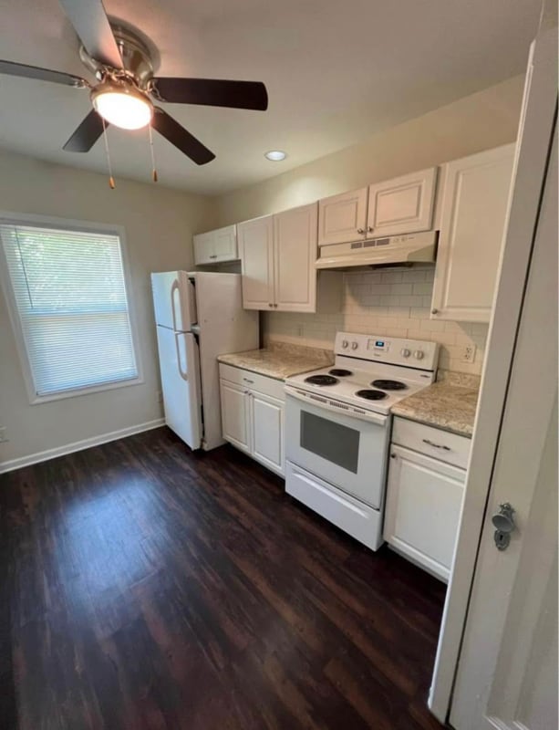 property at 319 E Van Buren St
